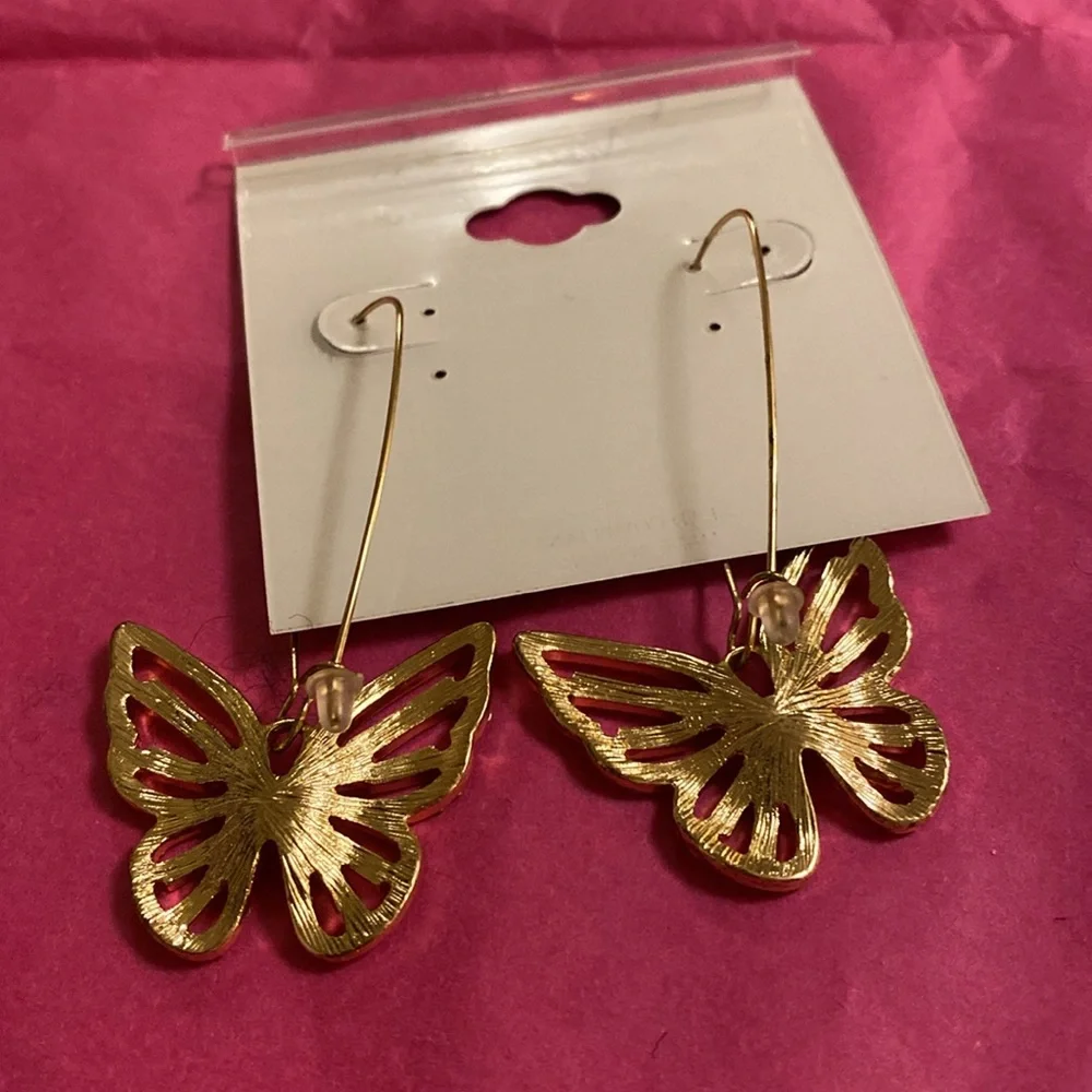 Natasha Couture Butterfly Earrings, 1” long, sparkly, beautiful earrings, NWT - Picture 3 of 3